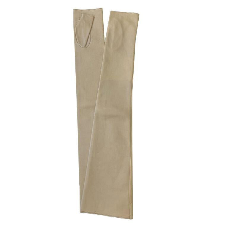 Fingerlose Opernlederhandschuhe für Damen. -Fergie 16BT